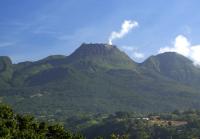 Or bleu-Bungalow volcan Soufriere-Vue sur mer - B&B