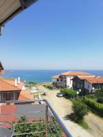 Camera Tripla Deluxe con Vista Mare