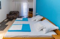 Studio Apartment with Sea View