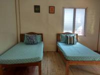 Nelmann's Nipa Huts - B&B