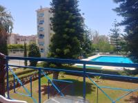 Apartment with Pool View 