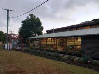 B&B Lamington - Christmas Creek Café & Cabins - Bed and Breakfast Lamington