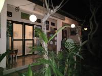 Lionk Bali House - B&B
