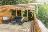 Suite with Outdoor Hot Tub (4 adults)