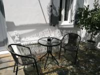 Gerania Milos - B&B Adamantas
