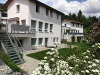 Chasa Aquileia - Engadin Scuol, Abenteuer, Genuss, gemeinsame Zeit, Terrasse, Bergblick - 3 SZ & 3 Bäder, PP - Bed and Breakfast Scuol