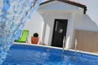 Apartments Villa Holiday - Chambres d’hôtes Pula