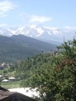 Tweepersoonskamer met 2 Aparte Bedden en Uitzicht op de Bergen