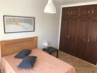 Apartment mit Balkon