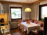 Appartamento con 2 Camere da Letto e Balcone