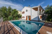 Villa Lahor with private pool - Bed and Breakfast Seget Vranjica