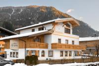 Landhaus Brigitte - B&B Flachau
