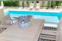 Studio - Vue sur Piscine 