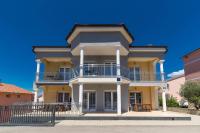 Moderne Souterrainwohnung - B&B Crikvenica