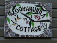 Kookaburra Cottage at Uralba Eco Cottages - B&B Upper Horseshoe Creek