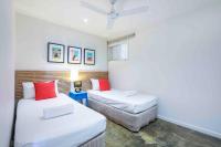 Deluxe Three-Bedroom Apartment With Balcony - Ocean View