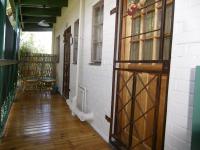 Twin Room with Private External Bathroom