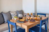 Halcyon Days Suites - B&B Pýrgos