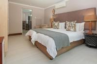 Standard Twin Room with Garden View