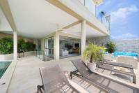 Villa Tremjasa - eigen infinity pool met uitzicht op de oceaan