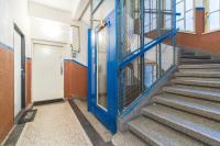 Sunny Central Apartment on Wenceslas Square by easyBNB - B&B Praga