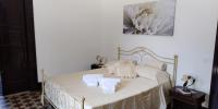 Dreibettzimmer mit eigenem Bad