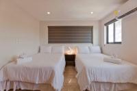Three-Bedroom Penthouse with Partial Ocean View and Private Pool (could be noisy)