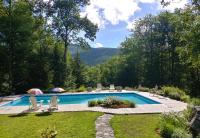 Cricket Hill Lodging - B&B Killington