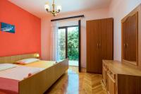 Apartment mit Terrasse