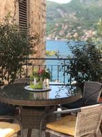 B&B Tivat - Oldhouse Vucinovic - Bed and Breakfast Tivat