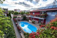 Apartmánový dom RED - B&B Podhájska