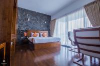 Deluxe Double Room - Lake View