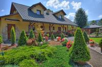 Całoroczne domki apartamentowe "Pod lipą" Izabela Konopelska - Chambres d'hôtes Ustrzyki Dolne
