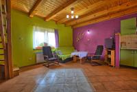 Całoroczne domki apartamentowe "Pod lipą" Izabela Konopelska - Chambres d'hôtes Ustrzyki Dolne