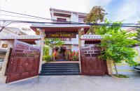 Triple Room with Balcony and Village view