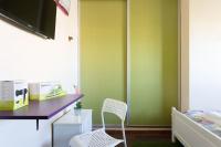 Chambre Lits Jumeaux avec Salle de Bains Commune