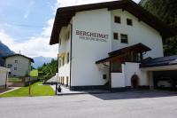 Haus Bergheimat - Bed and Breakfast Sankt Leonhard im Pitztal