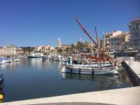 La tropezienne, Duplex 73 m2, 100 m du port, climatisation, grande terrasse - B&B