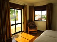 Chambre Familiale avec Balcon et Vue sur la Piscine