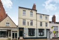 InTown - 60 second walk 2 Minster! - B&B