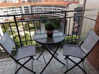 Manzanera, junto Ayuntamiento y Riojaforum - B&B
