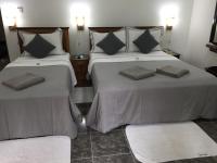 Camera Tripla Deluxe