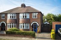 City Apartments - 4 Heworth Village - 3 bed house - Chambres d’hôtes York