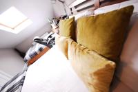 Camera Tripla Standard