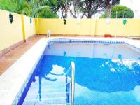WWW VILLALAJARA COM Chalet con piscina, prohibidas despedidas grupos y fiestas, recepción por el propiietario VILLA LA JARA PUERTO - B&B El Puerto de Santa María
