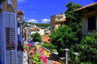 Heart of Volosko - Steps to the Sea - Private Parking Included - Bed and Breakfast Opatija