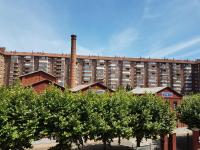 Entrevias Lodging - con Garaje y WIFI - Ferienwohnung