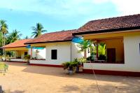 Yaswi Guest House - B&B