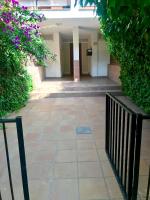 Seaside Apartment in Sitges Steps from Beaches with private Patio - Chambres d’hôtes Sitges