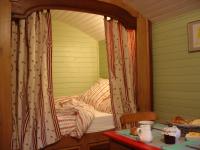 Deluxe Room (2 Adults + 1 Child)